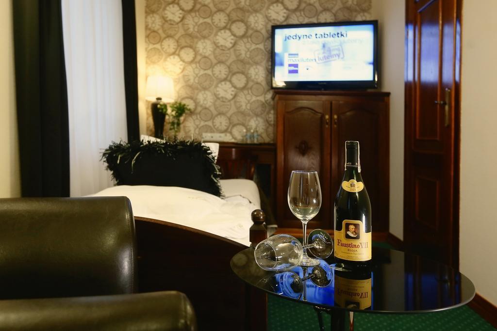 Hotel Imperium Chełmża Værelse billede