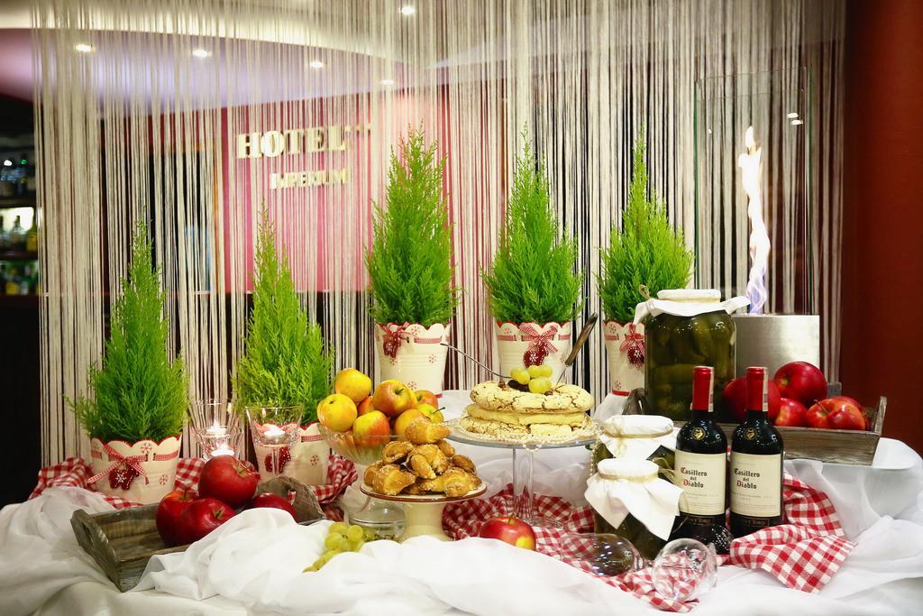 Hotel Imperium Chełmża Eksteriør billede